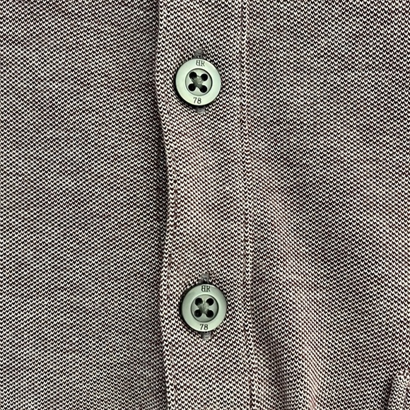 Polo shirt in light purple. Excellent condition. - Picture 3 of 4